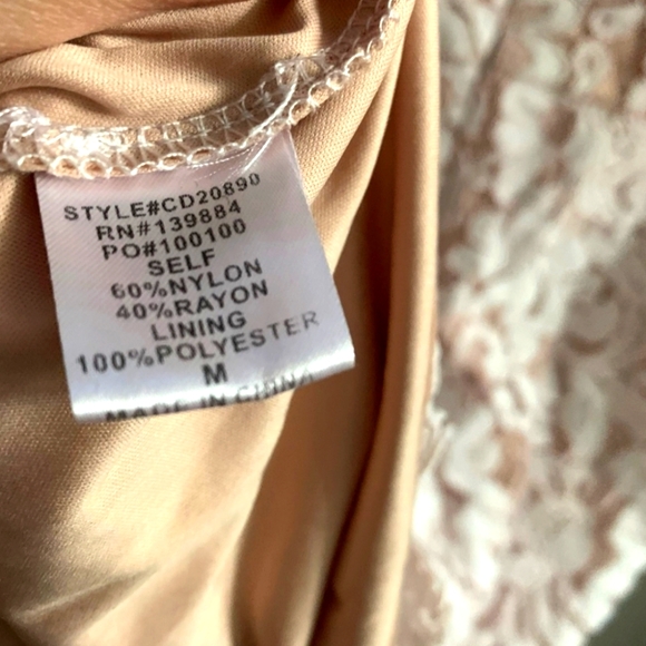 (M)🆕️🌼Room Service Buttercream Lace Spaghetti Strap  Mini Dress🌼Ptp 18"× L31" - Picture 6 of 6